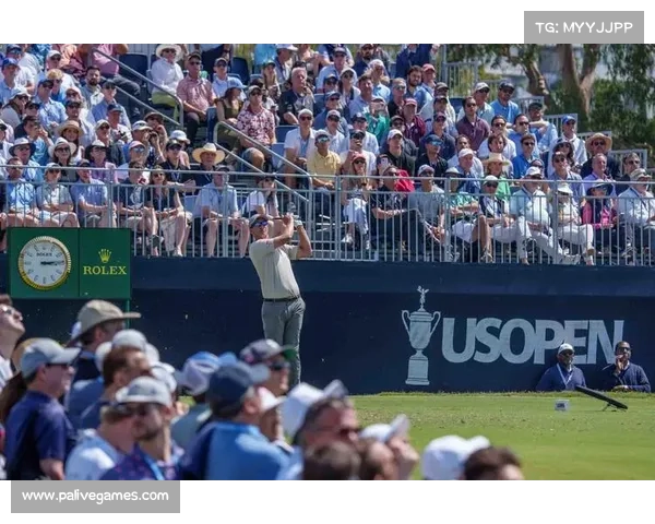 全面解读高尔夫公开赛焦点人物赛场表现与背后故事 全面解读高尔夫公开赛焦点人物赛场表现与背后故事